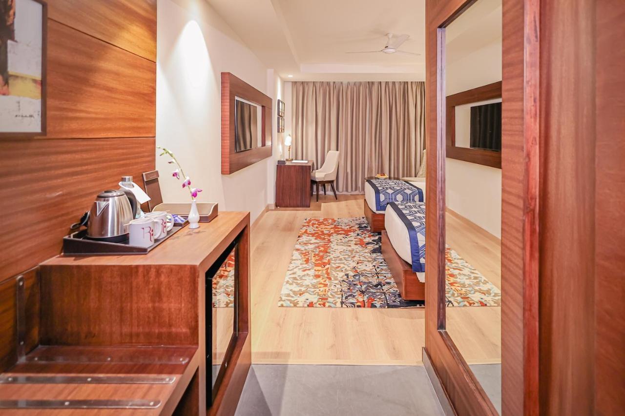 Regenta Dehradun By Royal Orchid Hotels Limited Eksteriør bilde
