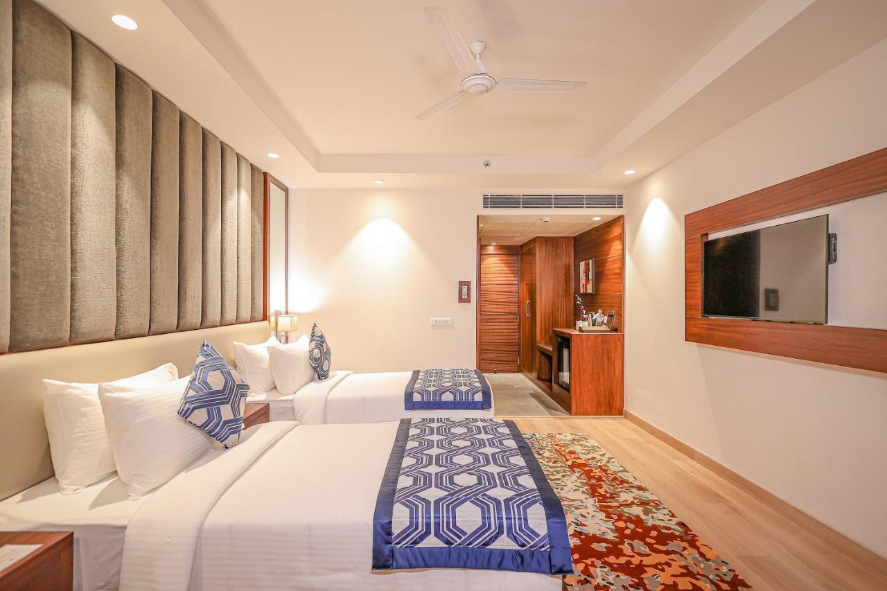 Regenta Dehradun By Royal Orchid Hotels Limited Eksteriør bilde