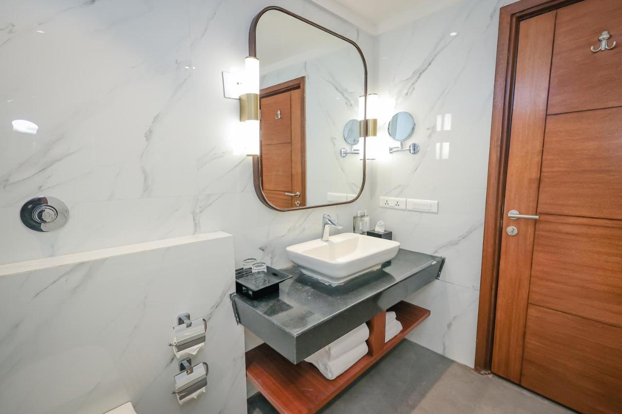 Regenta Dehradun By Royal Orchid Hotels Limited Eksteriør bilde