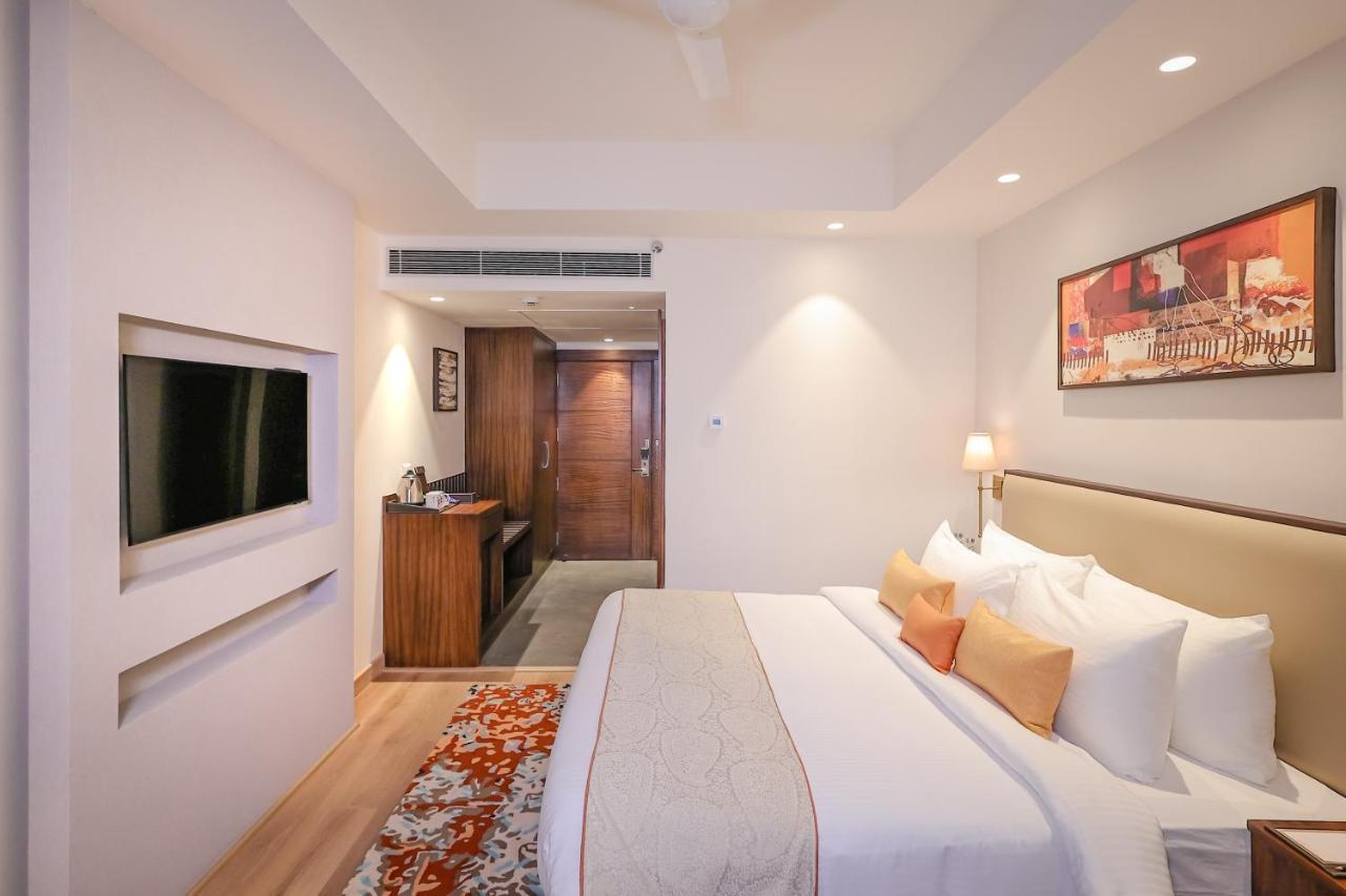 Regenta Dehradun By Royal Orchid Hotels Limited Eksteriør bilde