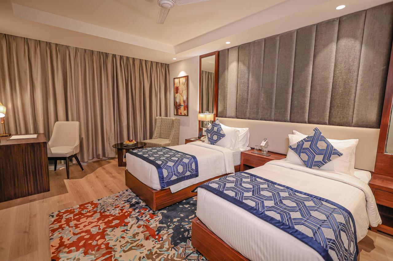 Regenta Dehradun By Royal Orchid Hotels Limited Eksteriør bilde