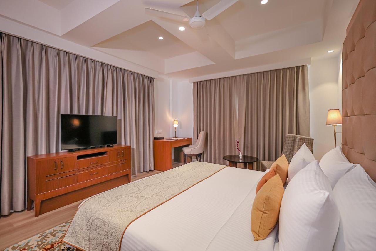 Regenta Dehradun By Royal Orchid Hotels Limited Eksteriør bilde