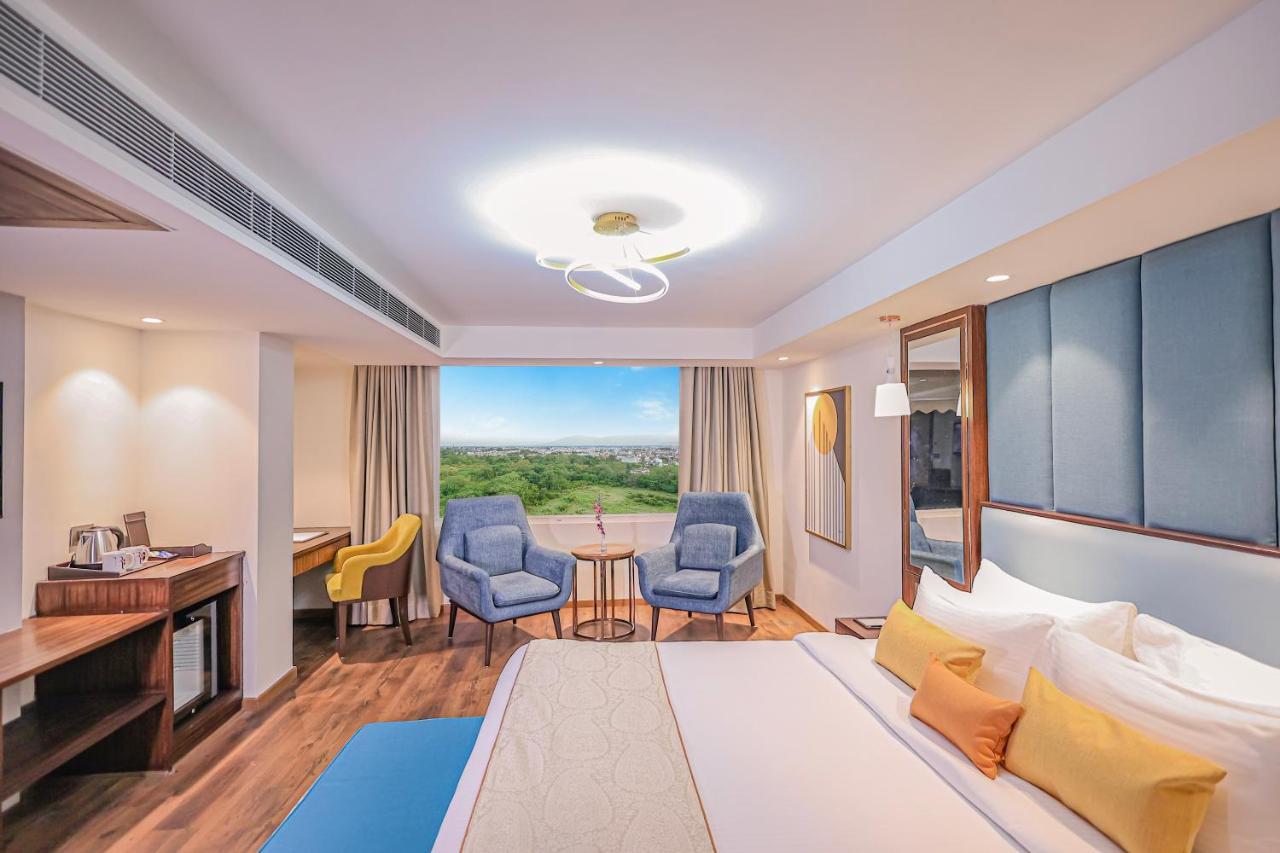 Regenta Dehradun By Royal Orchid Hotels Limited Eksteriør bilde