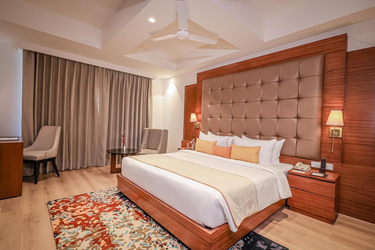 Regenta Dehradun By Royal Orchid Hotels Limited Eksteriør bilde